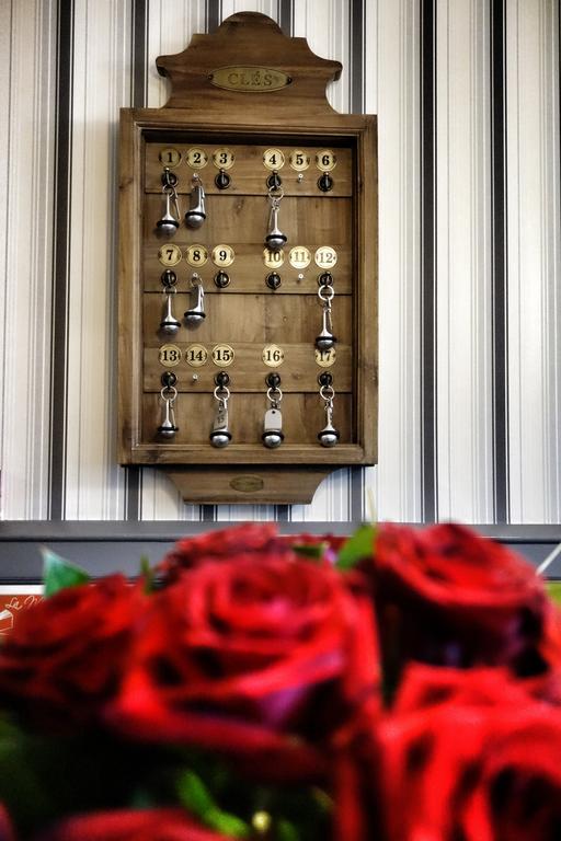Hotel Henri IV Nérac Dış mekan fotoğraf