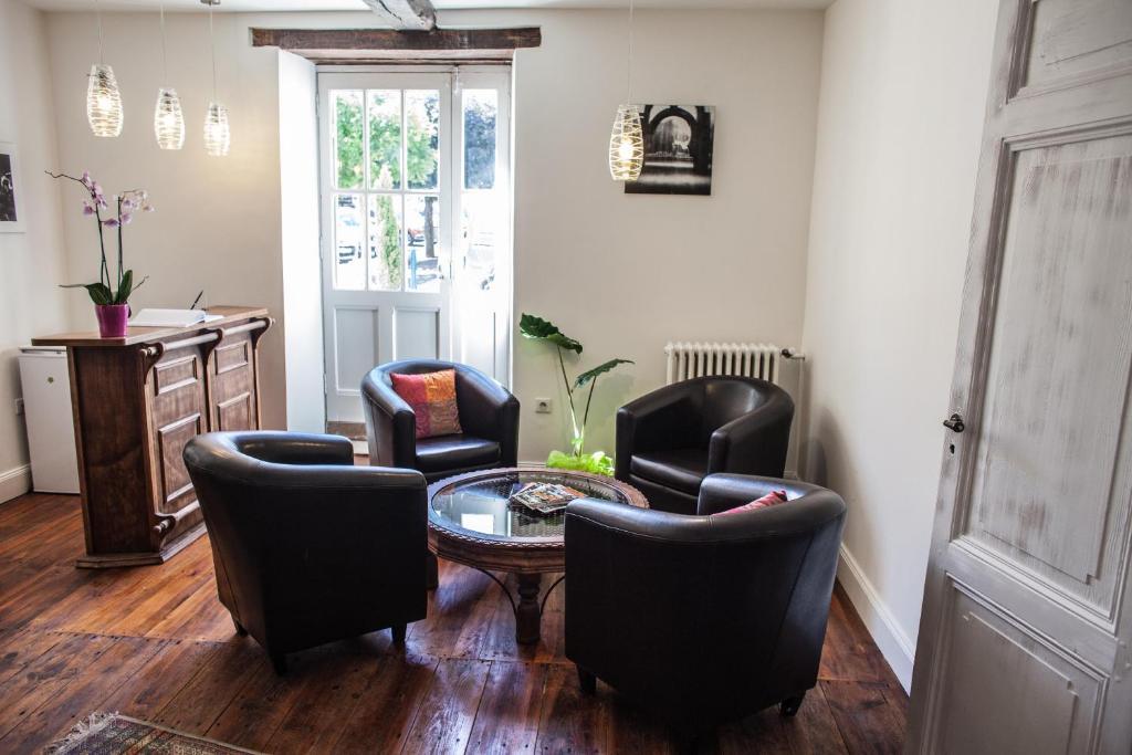Hotel Henri IV Nérac Dış mekan fotoğraf