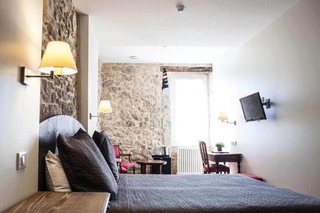 Hotel Henri IV Nérac Oda fotoğraf