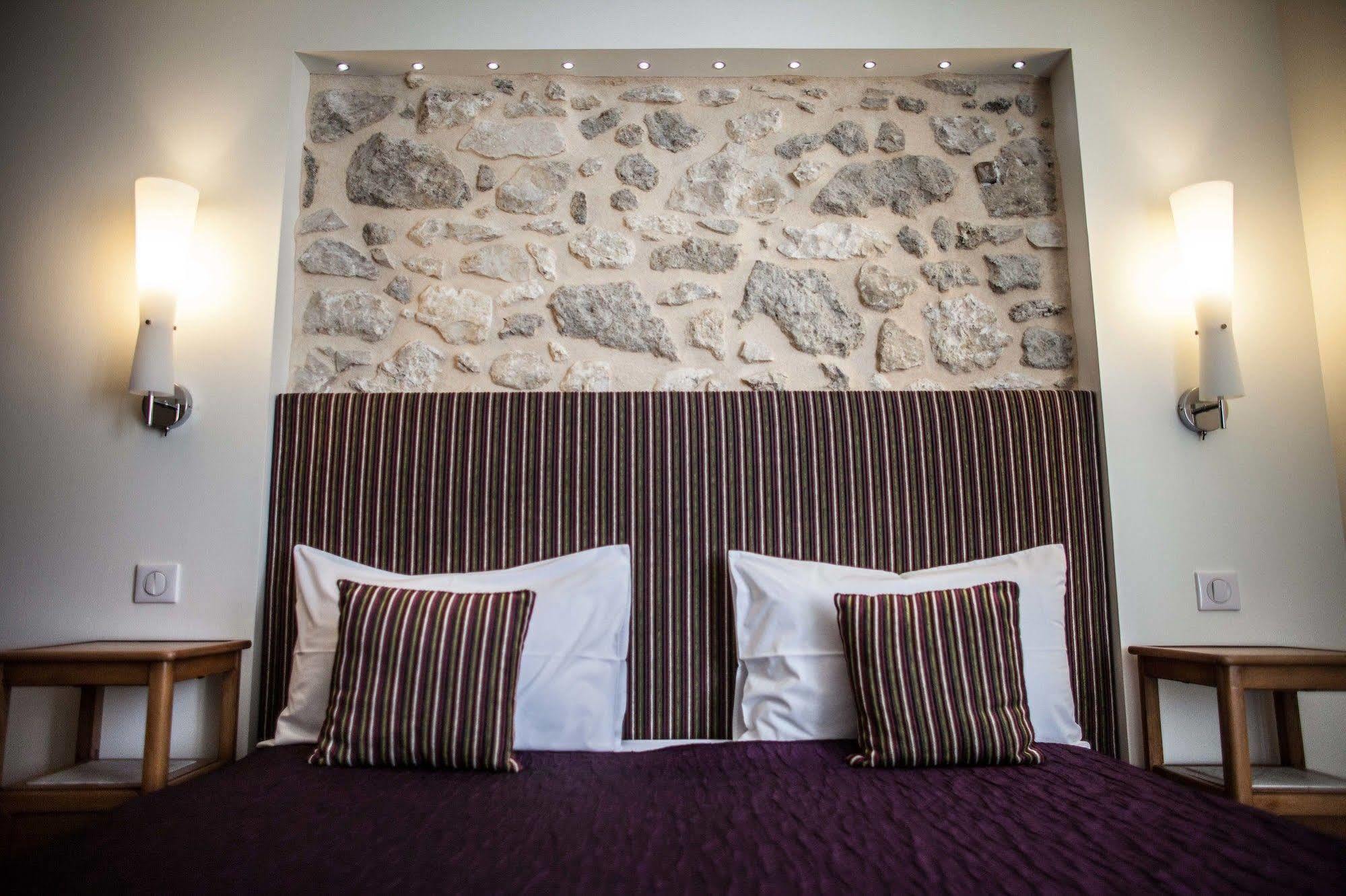 Hotel Henri IV Nérac Dış mekan fotoğraf