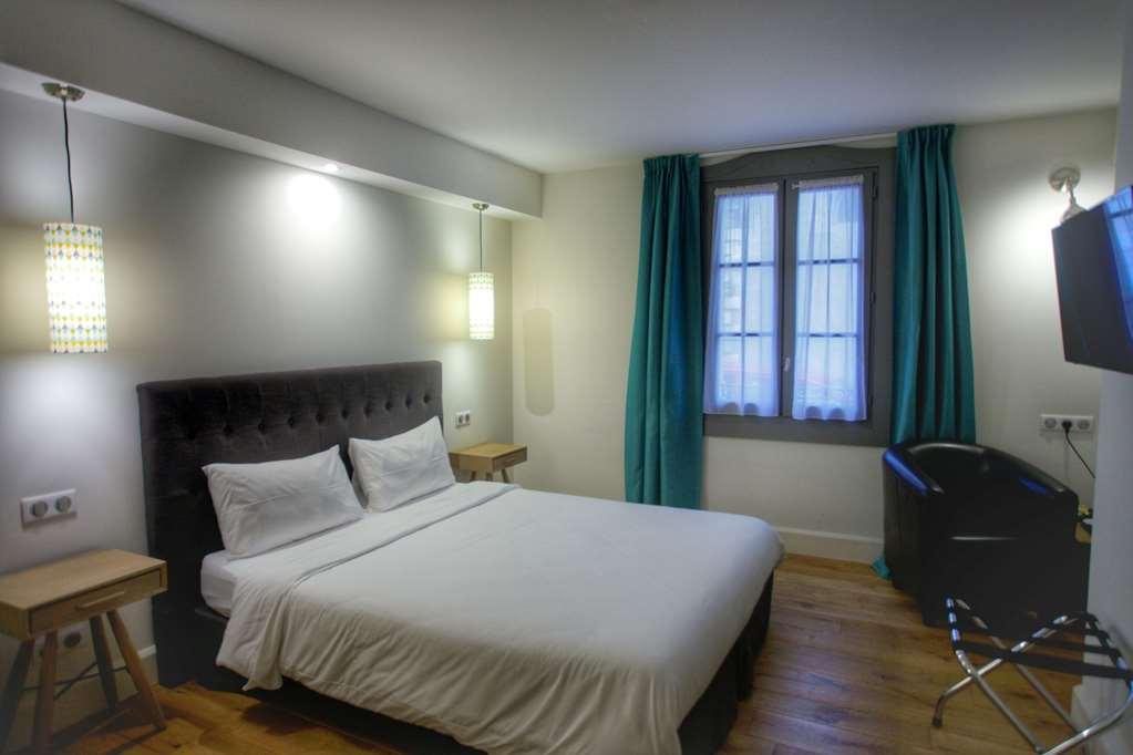 Hotel Henri IV Nérac Oda fotoğraf